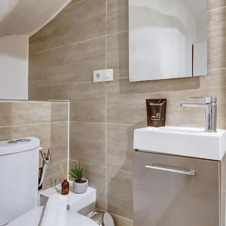 129 Dilana - Charming Near République Appartamento Parigi