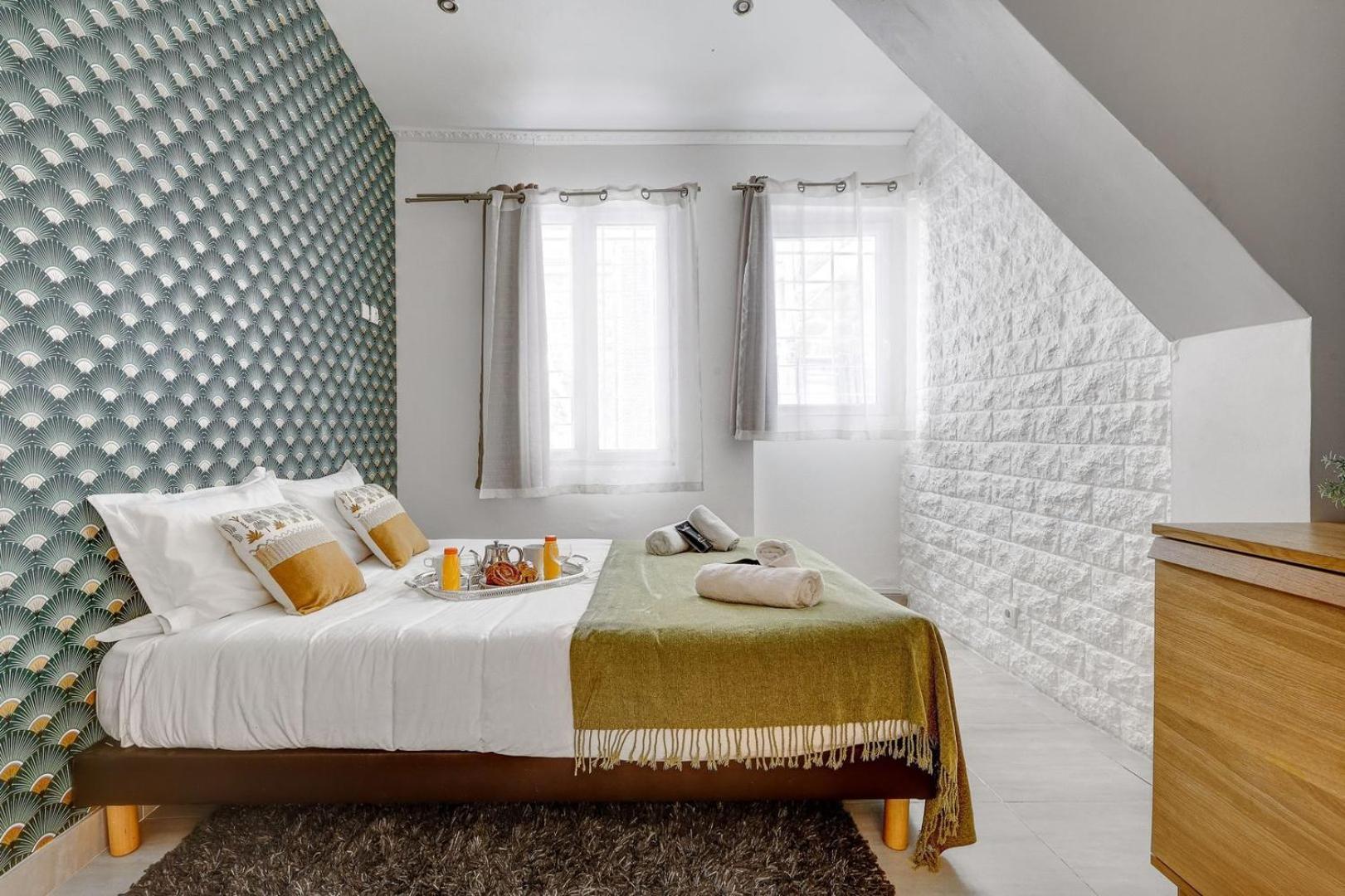 129 Dilana - Charming Near République *